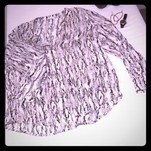 Joie print button up vee